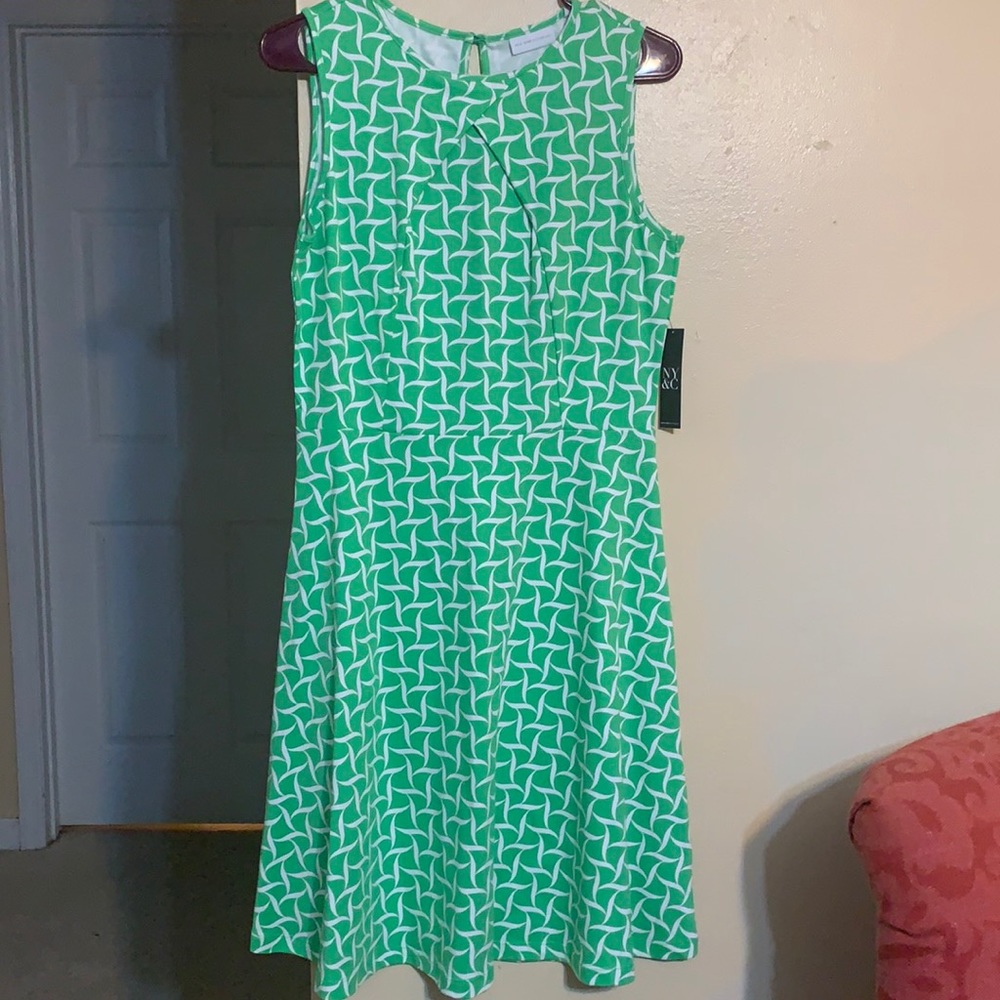 New York & Company green sleeveless dress. NWT